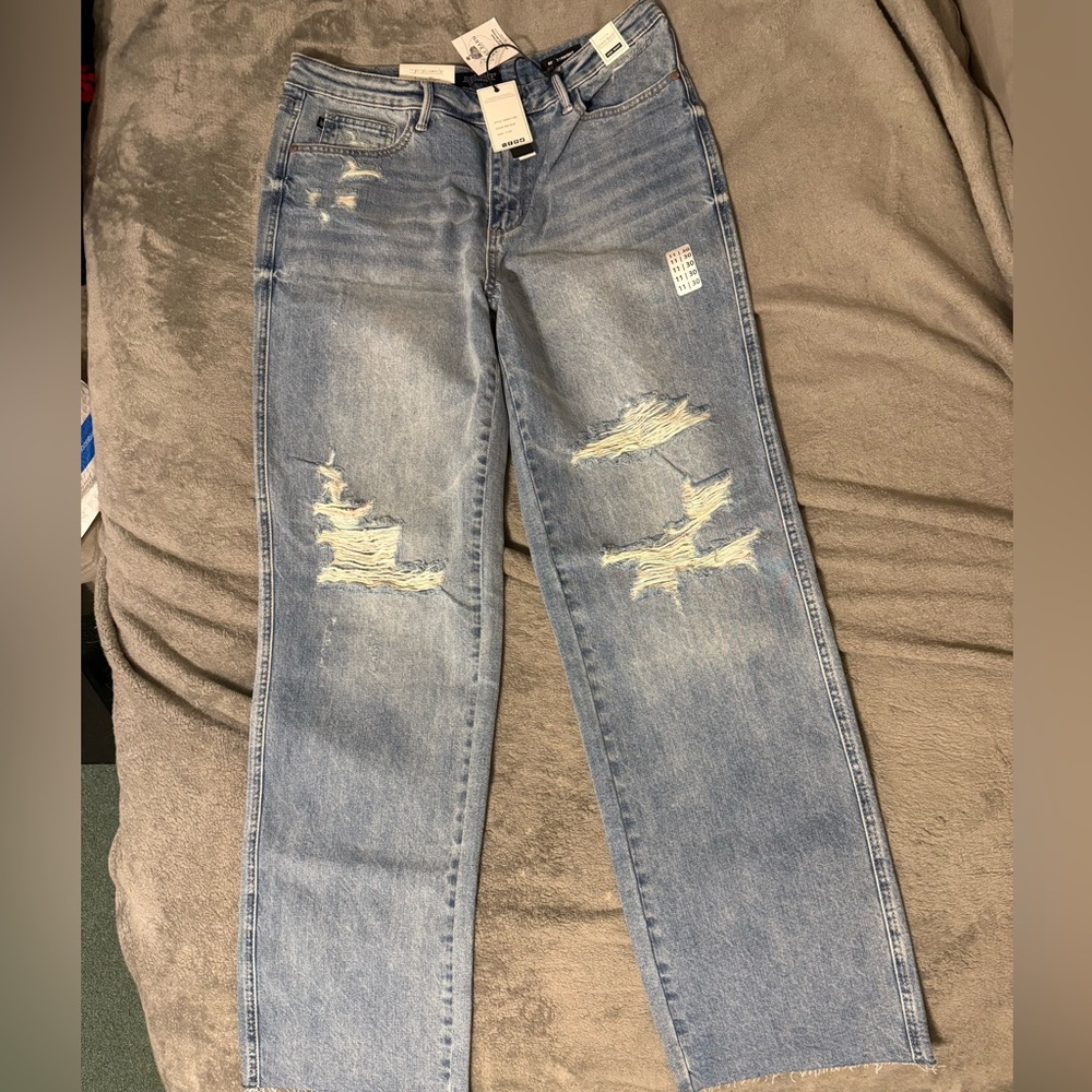 Judy Blue Light Blue Distressed Boyfriend Jeans